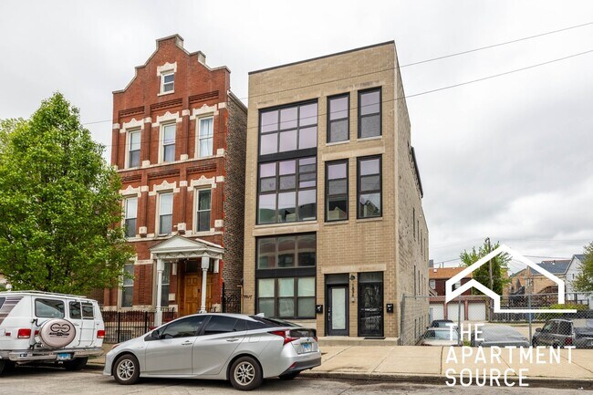 Building Photo - 1836 S Carpenter St