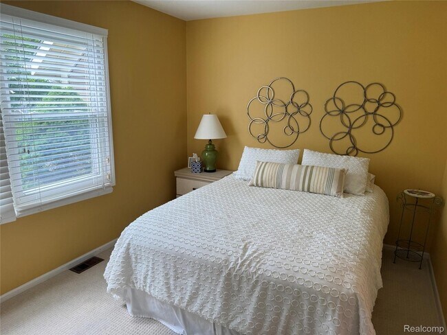 Building Photo - 7670 Golden Hill Ct