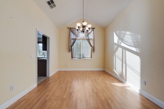 Building Photo - 9538 Fox Wind Ct