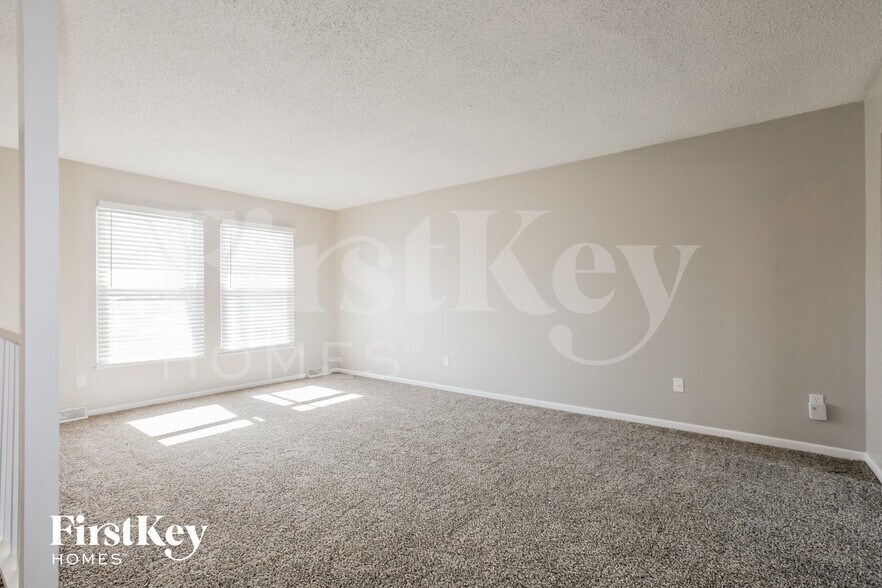 Building Photo - 8418 NW 68th St