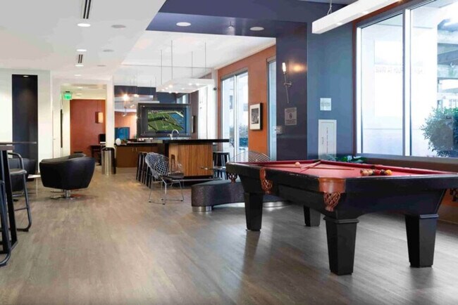 Building Photo - 300 S Church St