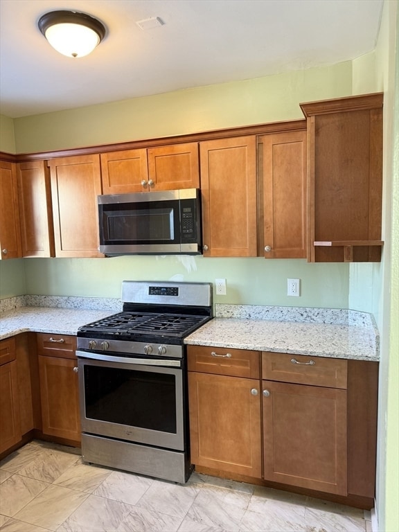 Building Photo - 123 Glendower Rd