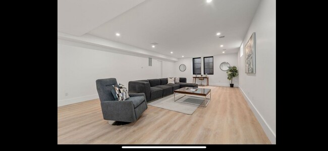 Building Photo - 28 Newtonville Ave
