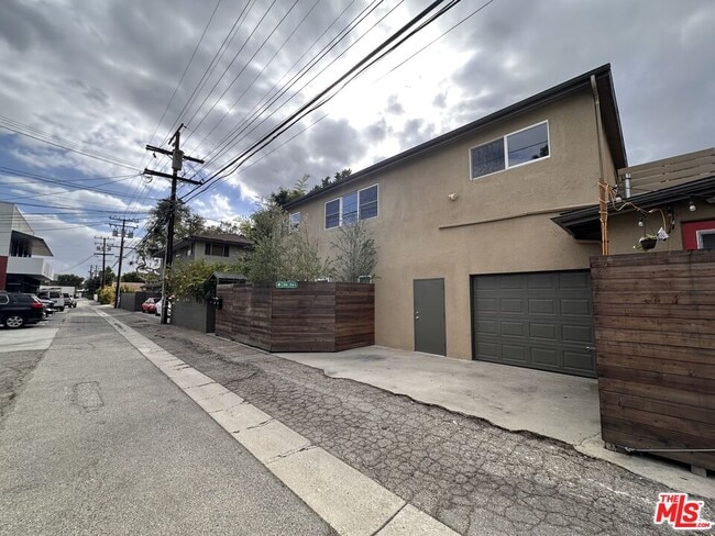 Building Photo - 3316 Fay Ave