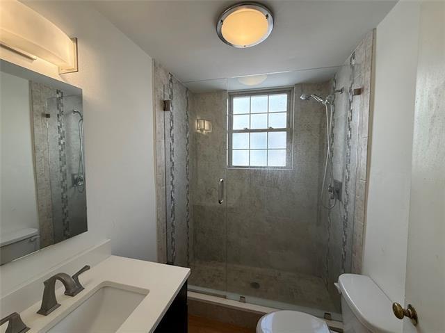 Building Photo - 7530 St Charles Ave