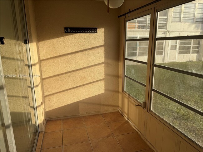 Building Photo - 8100 Sunrise Lakes Blvd