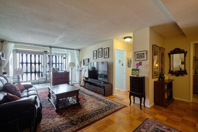 Primary Photo - 1301 Delaware Ave SW
