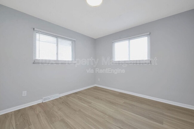 Building Photo - 1815 Woodcrest Rd