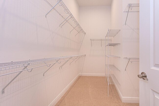 Building Photo - 9155 SW Esule Way