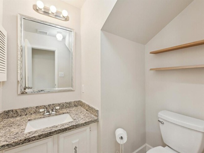 Building Photo - 15414 Lanswick Dr