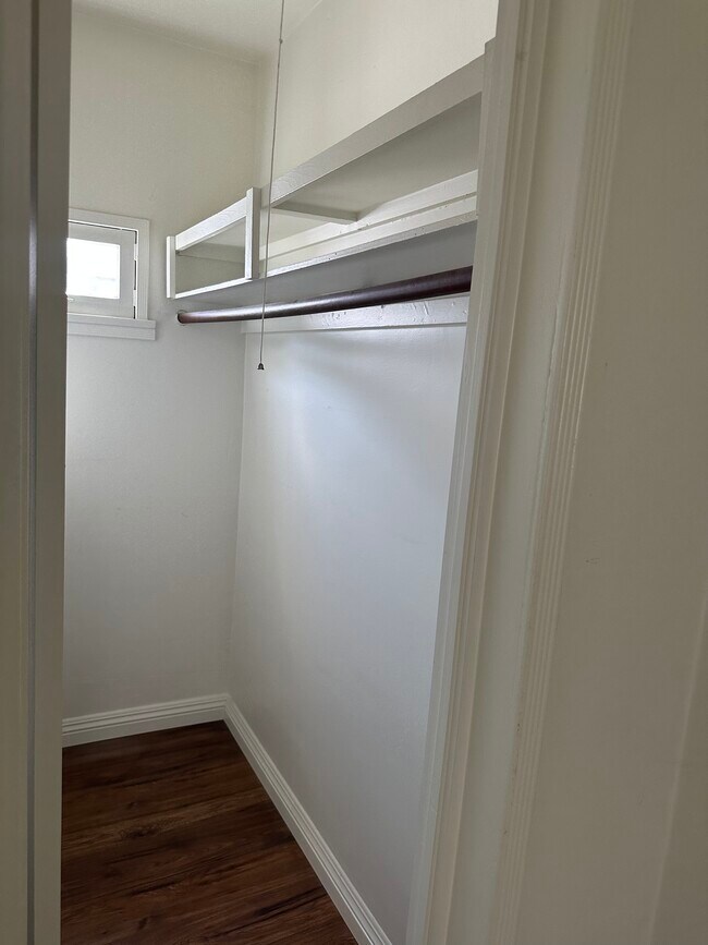 Building Photo - 9038 Carson St