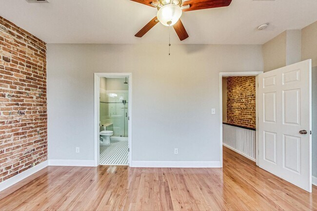 Building Photo - Coming Soon! Gorgeous 4 Bed + 3.5 Ba totally renovated row home in Columbia Heights