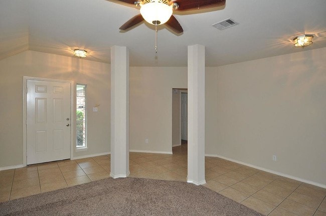 Building Photo - 22852 Lantern Hills Dr