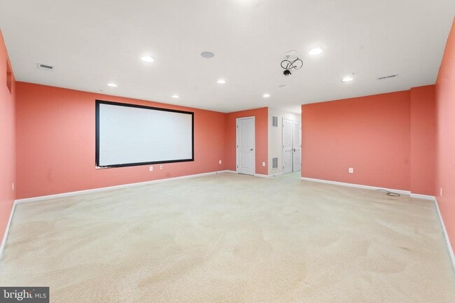 Building Photo - 8629 Enoch Pratt Dr