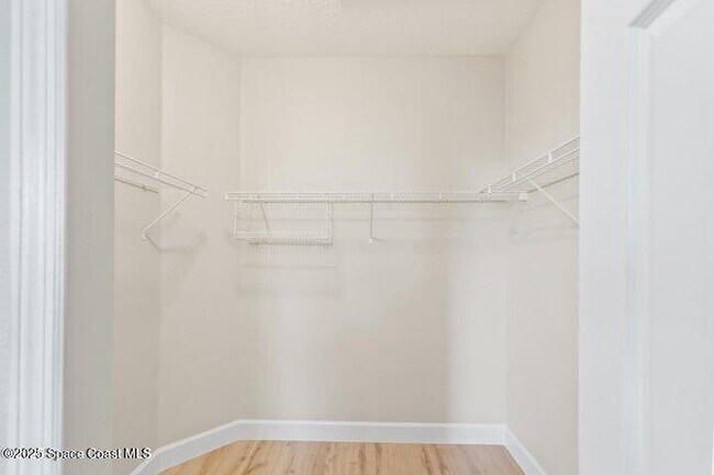 Building Photo - 5720 Claiborne St