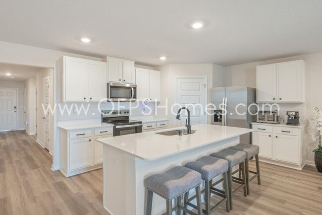 Building Photo - 4618 Naval Ct