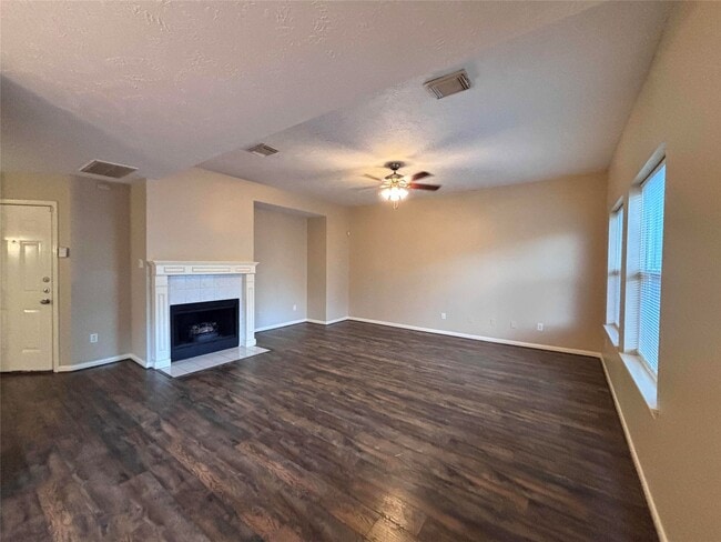 Building Photo - 8019 Carmel Cir
