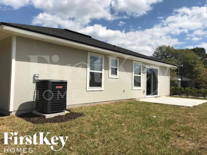 Building Photo - 1262 Sarahs Landing Dr