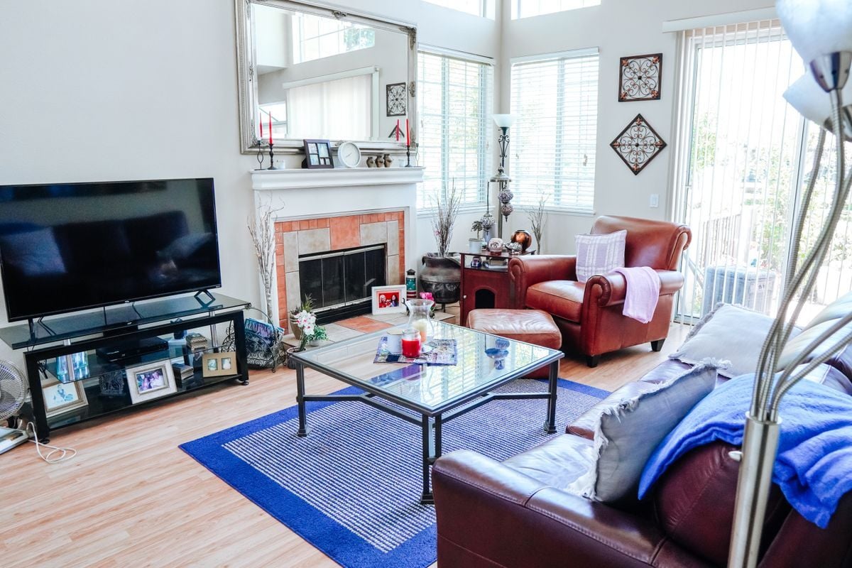 Building Photo - 326 Pasto Rico-