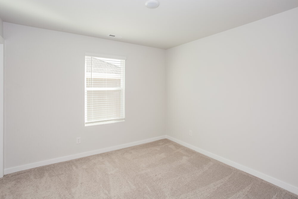 Building Photo - 605 Mountain Vw Dr