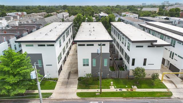 Building Photo - 5802 Lindell Ave
