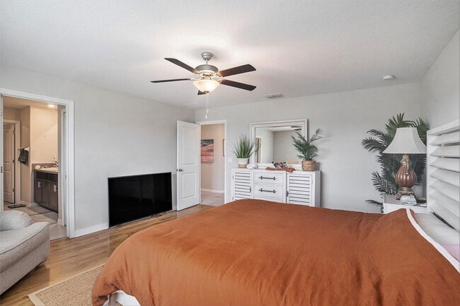 Building Photo - 1655 Blue Rose Dr