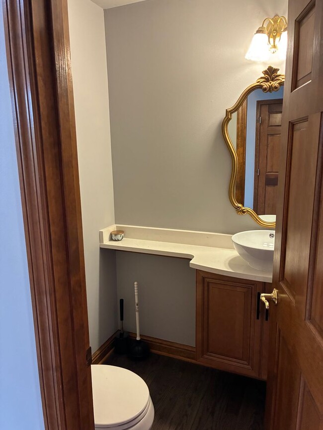 Building Photo - Magnificent 5-Bedroom Private Estate in Butler, PA