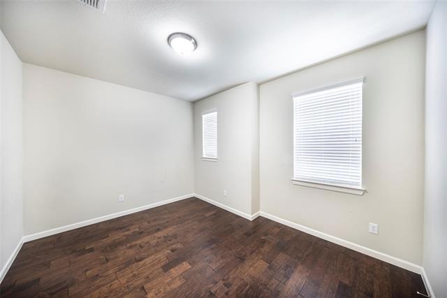Building Photo - 1217 Naples Dr