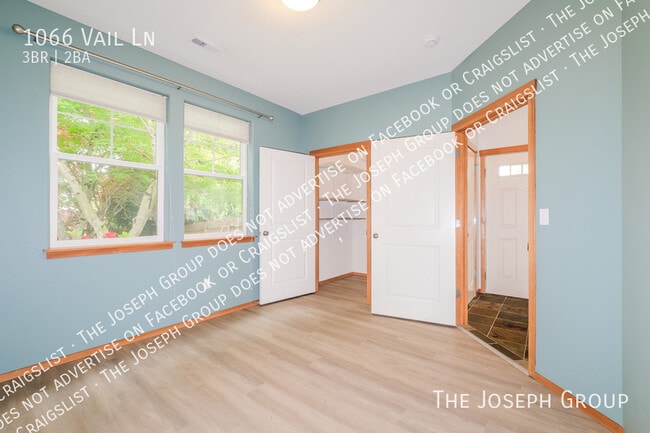 Building Photo - 1066 Vail Ln