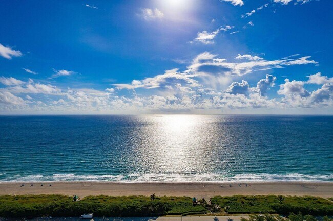 Building Photo - 180 High Point Terrace E