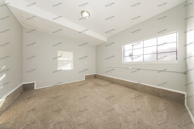 Building Photo - 3005 SW 54th St