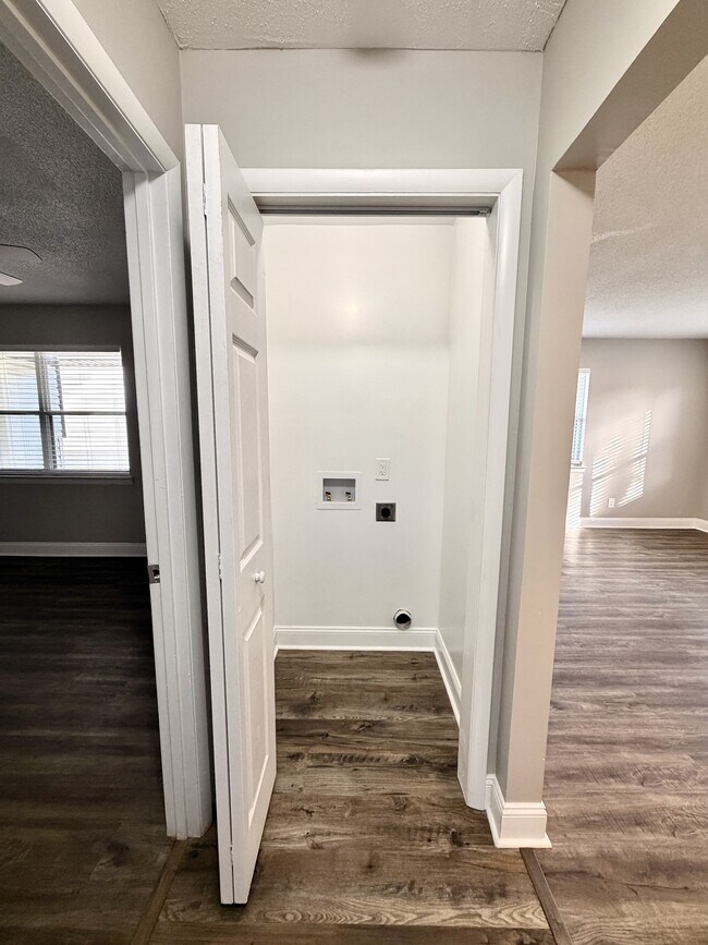 Building Photo - 6702 Indus Way