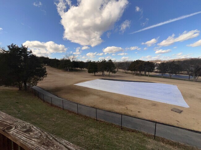 Building Photo - 155 Bell Rd