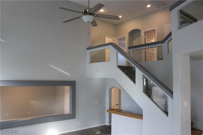 Building Photo - 3733 Deer Flats St