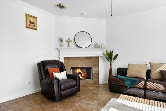 Building Photo - 55 E Montfair Blvd