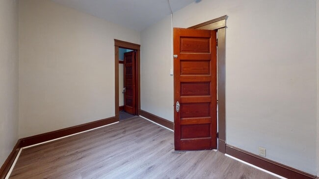 Building Photo - 3414 W 44th St