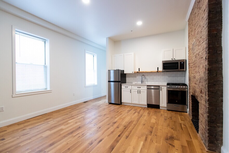 Building Photo - 4406 Butler St