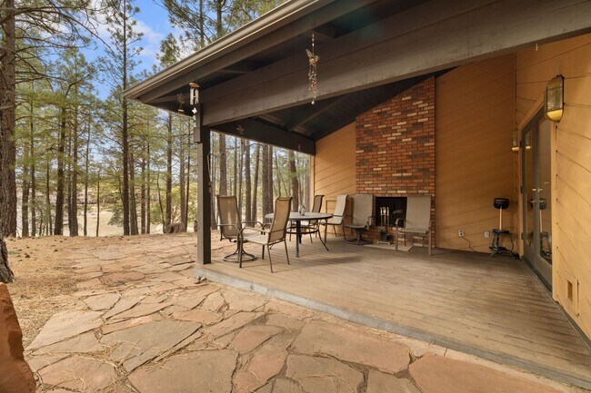 Building Photo - One of the Best Rental Opportunities In All of Flagstaff located in Lakeside Acres