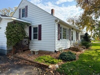 Building Photo - 816 Fillmore St SE