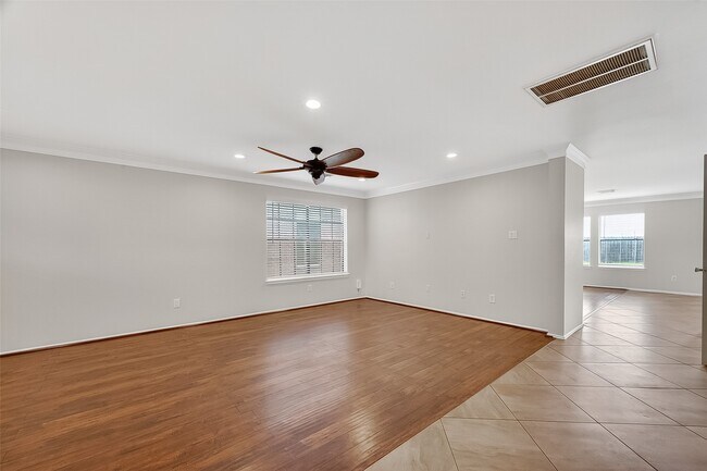 Building Photo - 16111 Soaring Eagle Dr