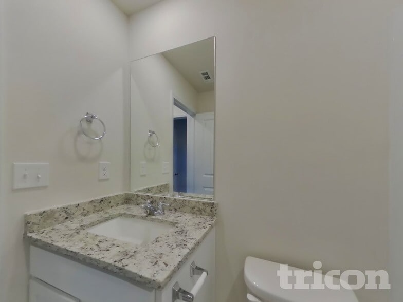 Building Photo - 307 Limestone Cir