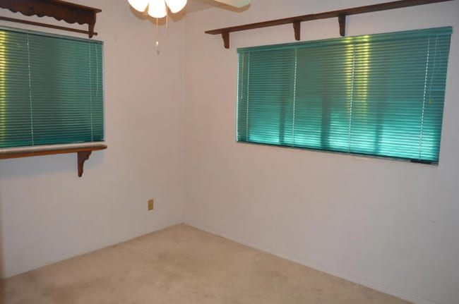 Building Photo - 3557 Arbutus Ln
