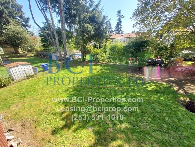 Building Photo - Beautiful 4 Bedroom/ 3 Bath Home close to Sunnyside Beach Park/ JBLM/ Fort Steilacoom!