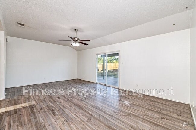 Building Photo - 1229 Elmo Ln