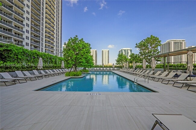 Building Photo - 1400 Biscayne Blvd