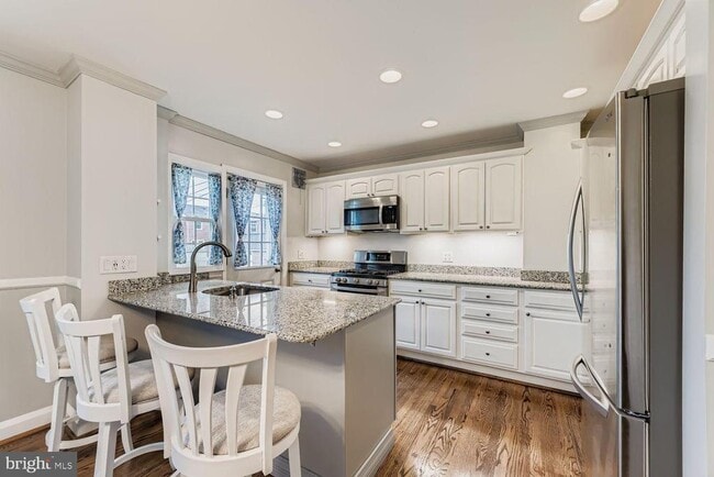Building Photo - 8119 Kirkwall Ct