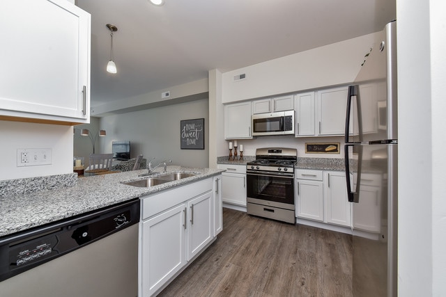 Building Photo - 1060 Kilbery Ln