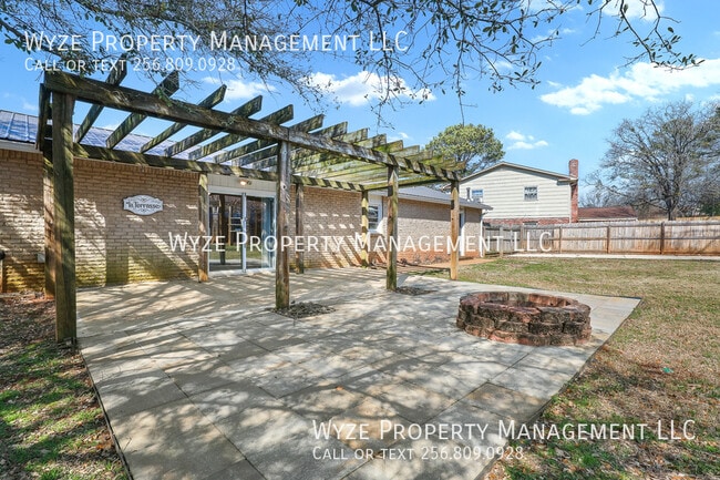 Building Photo - 2105 Manassas Dr SW