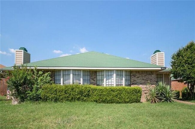 Building Photo - 11837 Garden Terrace Dr