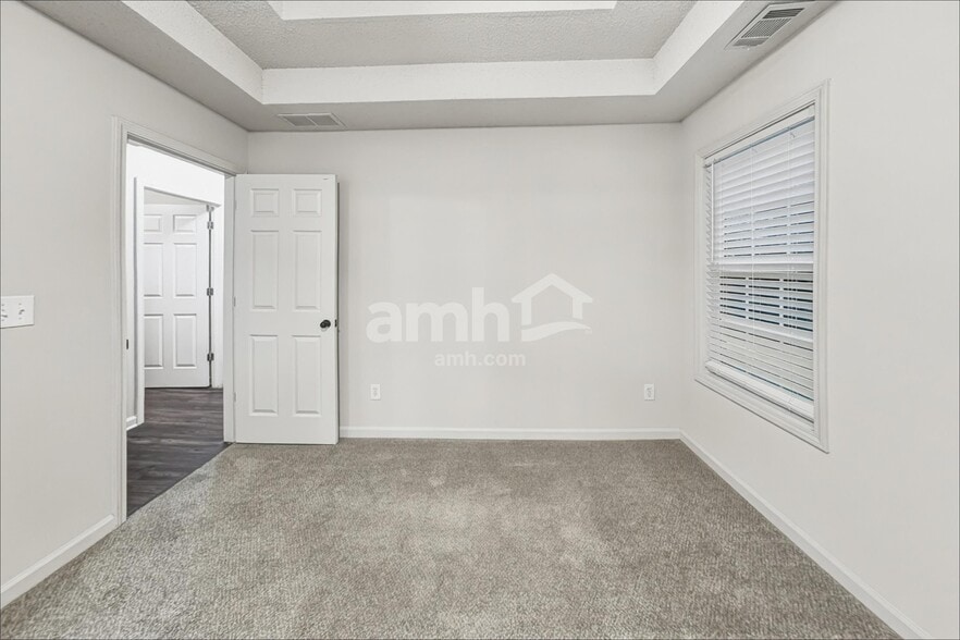 Building Photo - 1759 Maxey Ln